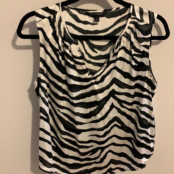 Zebra print sleeveless top - Picture 1 of 4